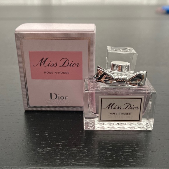 Dior Other - NIB Dior Roses N’Roses Perfume - 5ml